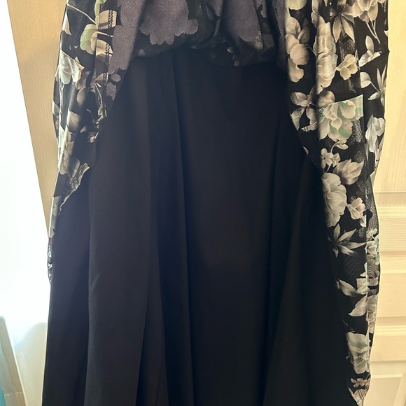 Retro Chic by Torrid. Black and iridescent floral dress. Fully lined, mesh top. - Picture 4 of 6